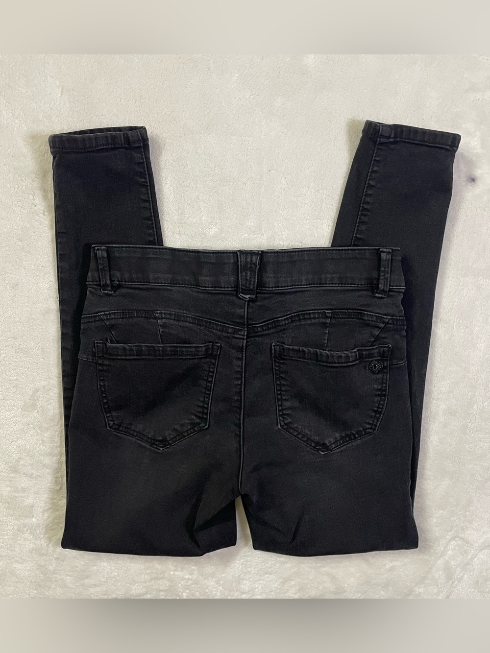 Democracy Jeans Black Straight Leg Jeans size 6P - Picture 14 of 15